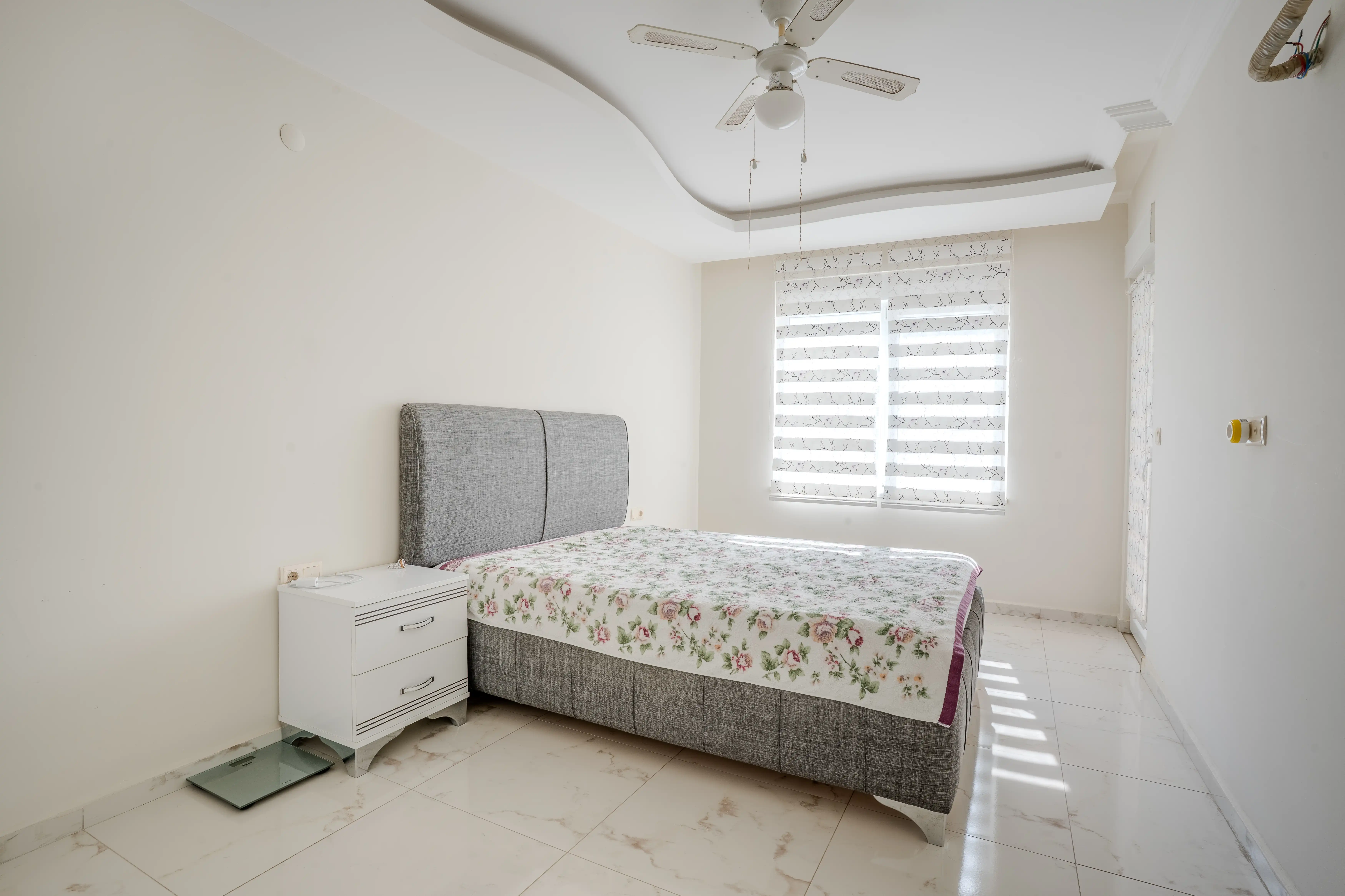 Изображение Готовая к заселению квартира 1+1 с мебелью в районе Махмутлар