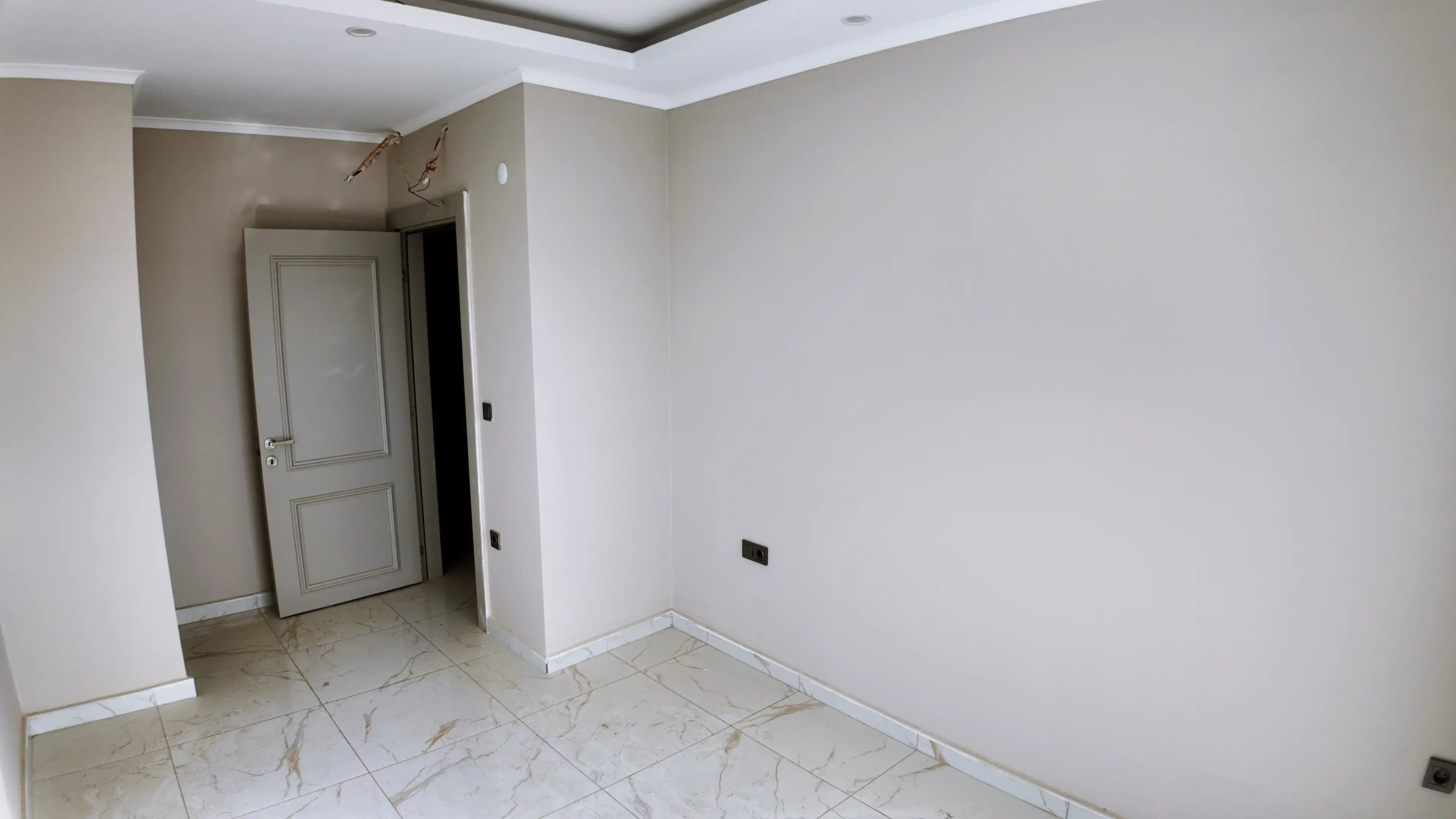 Изображение Стильный пентхаус 2+1 с просторными интерьерами и террасой