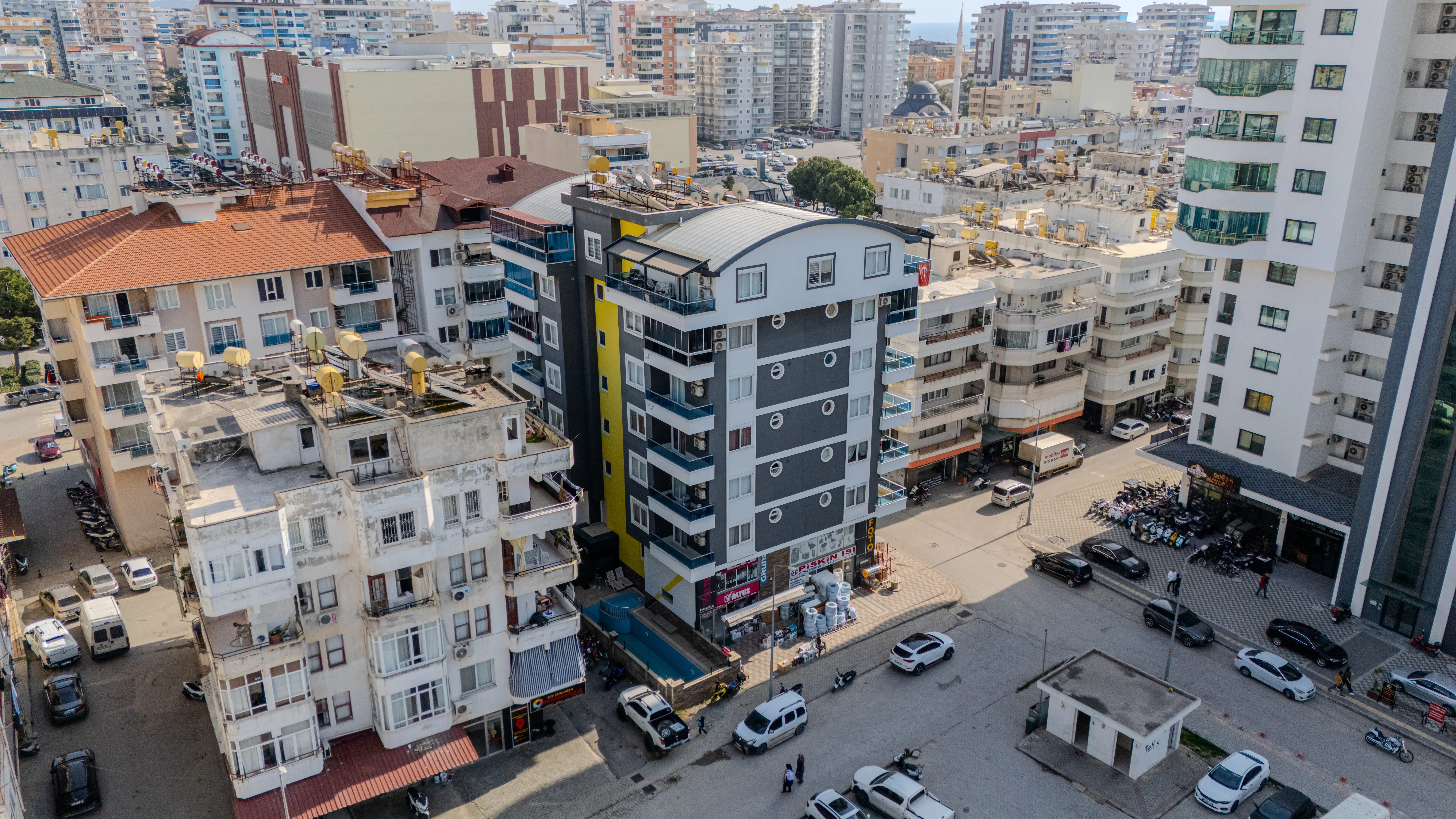 Изображение Готовая к заселению квартира 1+1 с мебелью в районе Махмутлар